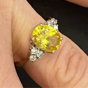 Vintage Sterling Silver (stamped) genuine Citrine & Sapphire ring 7